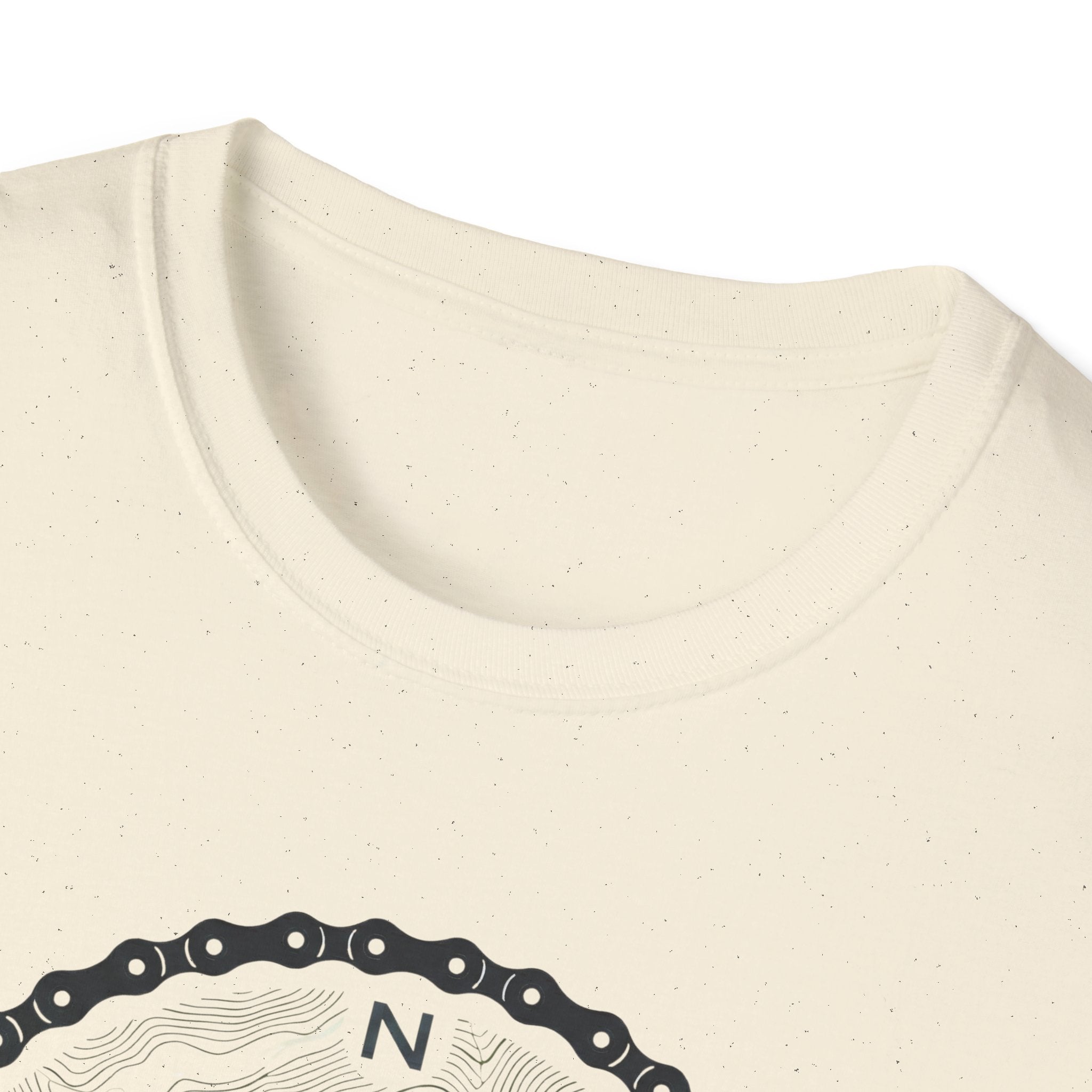 Compass chain  — Trail Culture Tee | Curva Department