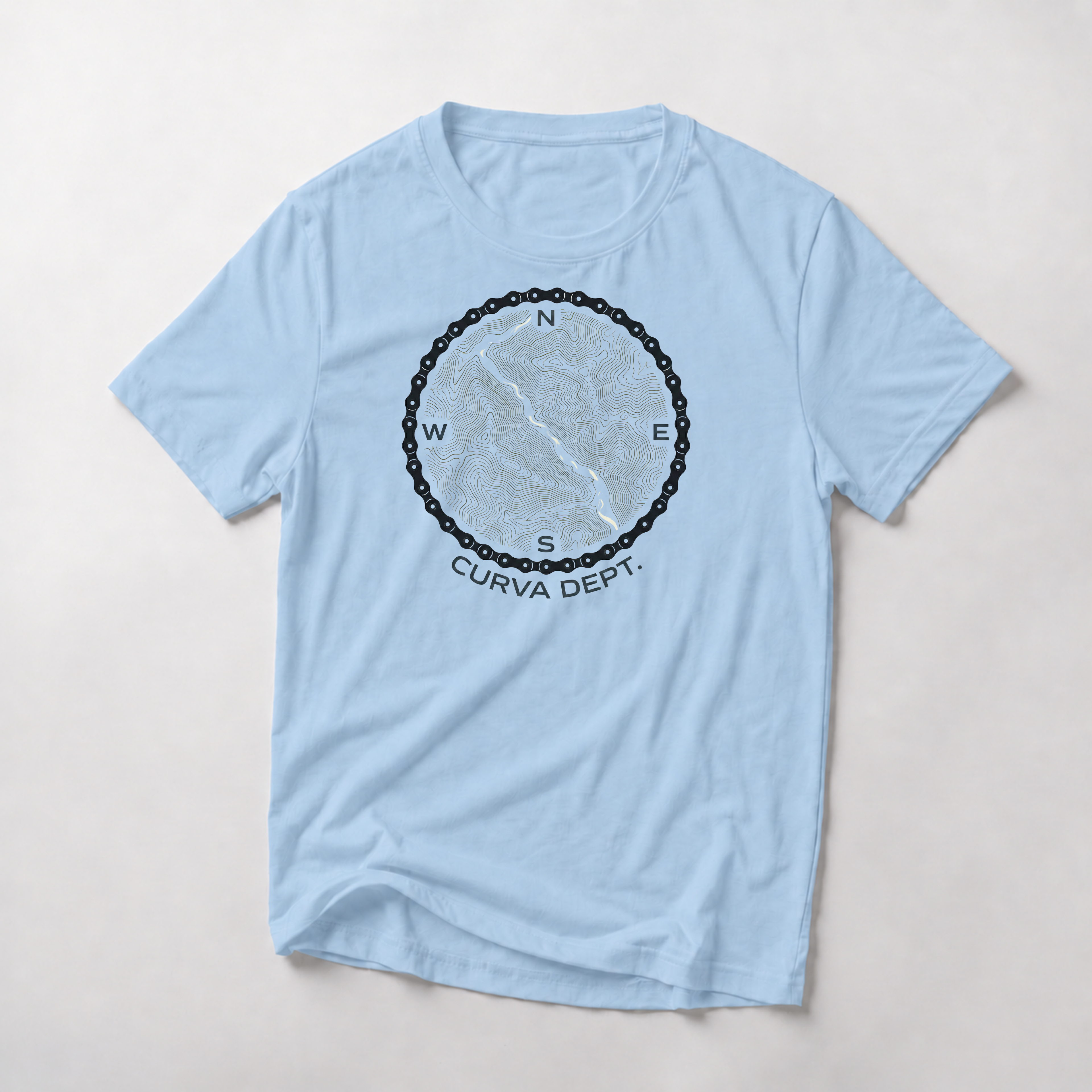 Compass chain  — Trail Culture Tee | Curva Department