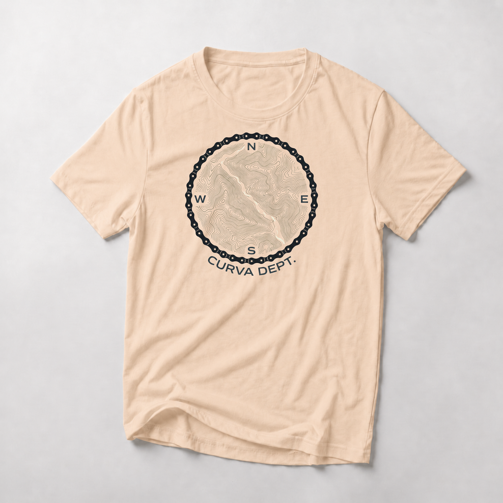 Compass chain  — Trail Culture Tee | Curva Department