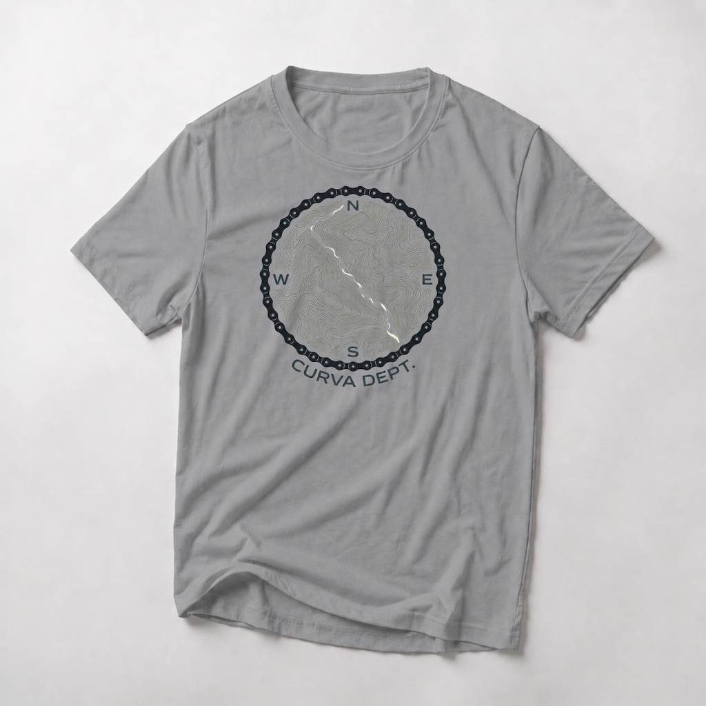 Compass chain  — Trail Culture Tee | Curva Department
